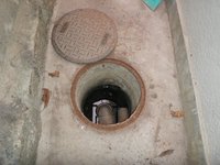 住宅の排水設備(汚水桝）の改修工事　神戸市中央区