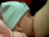 ロシアの母乳祭り　２００人集まって母乳大会だおー